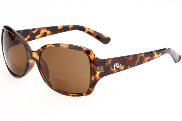 +Photo ONOS' (lr) new Breeze- one of four new women's polarized sunglasses - Copy.jpg