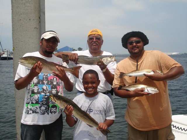 Captain James Pic.JPG (100.22 KiB) Viewed 12250 times Captain James Pic.JPG