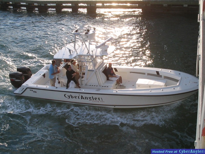 CyberAngler's 31' SeaVee