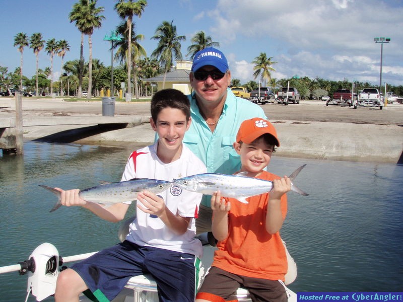 The_Boys_n_Mackerel_2