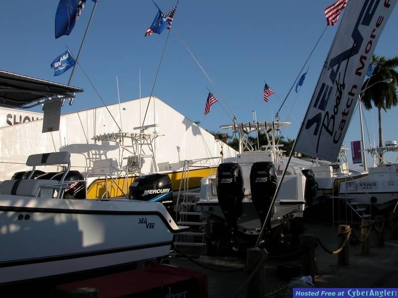 2005 Miami Boat Show
