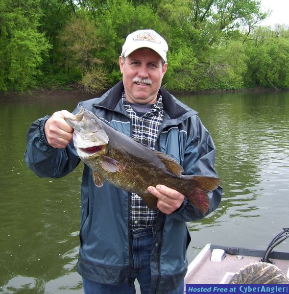 20&quot; Smallmouth
