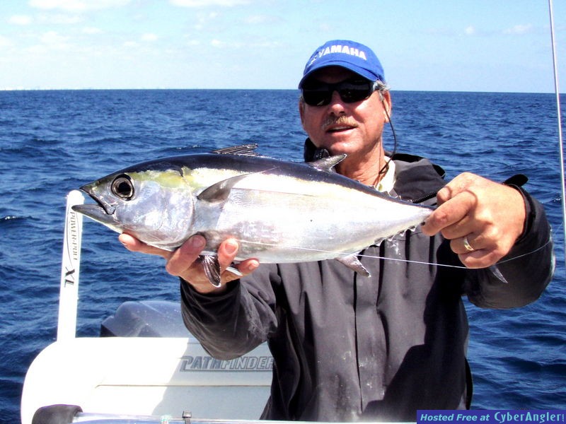 Capt_Alan_n_Blackfin_Tuna