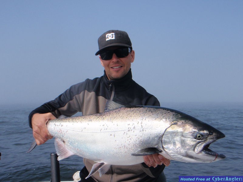 Tofino Tyee Salmon fishing picture