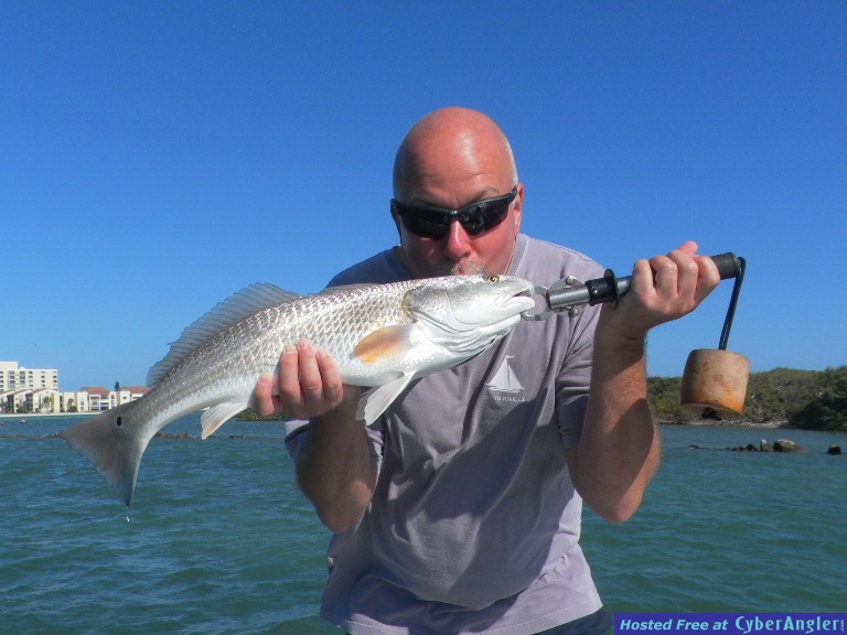 Bill_kissing_Redfish