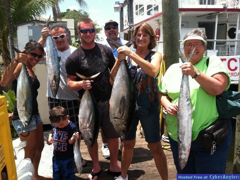 Drift fishing for tuna