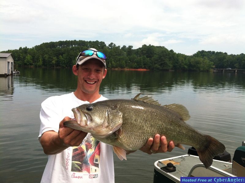 Fishing Lake Hartwell, GA