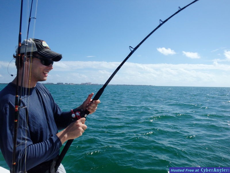 Zach_fighting_grouper