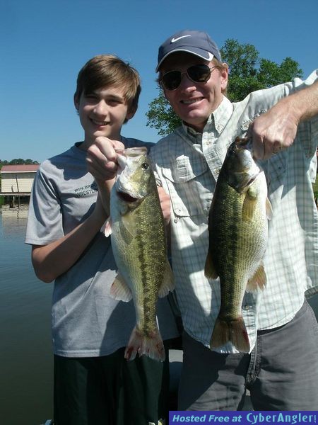 Alabama's Coosa River Lakes Logan Martin and Lay Lake For Summertime Spotte