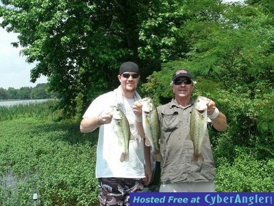 Logan Martin Lake Alabama for Big Bass in the Grass this Summer!