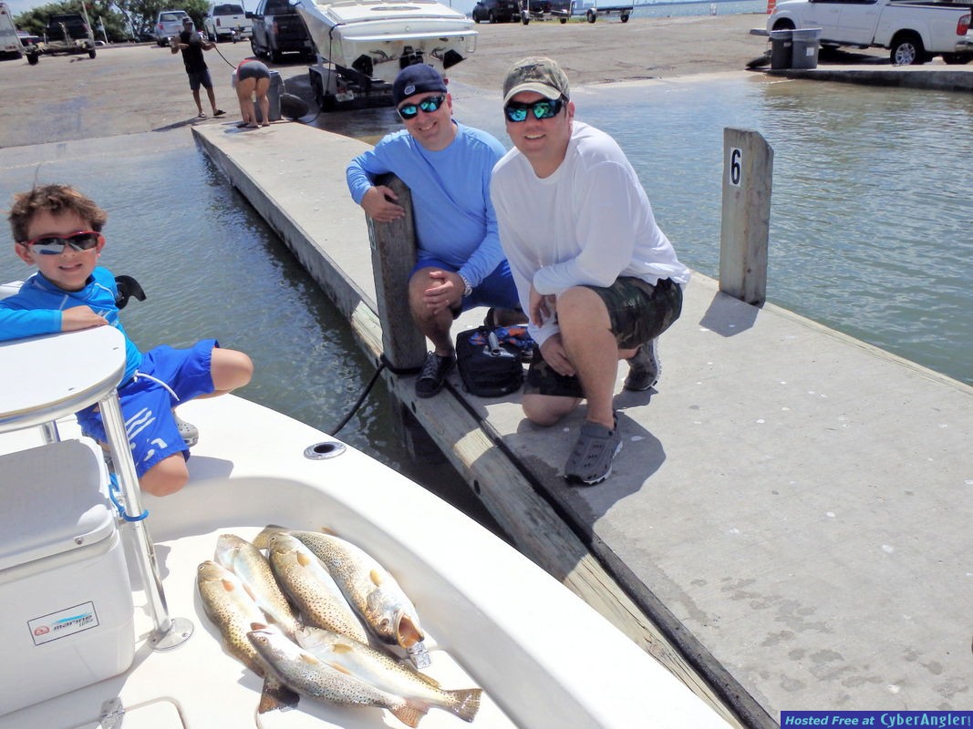 Dillan_n_Richard_n_Howrad_n_catch
