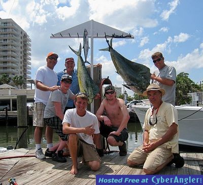 Giant mahi-mahi caught with Fishing Headquarters