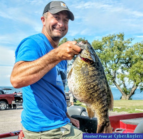 8 pound smallmouth bass!