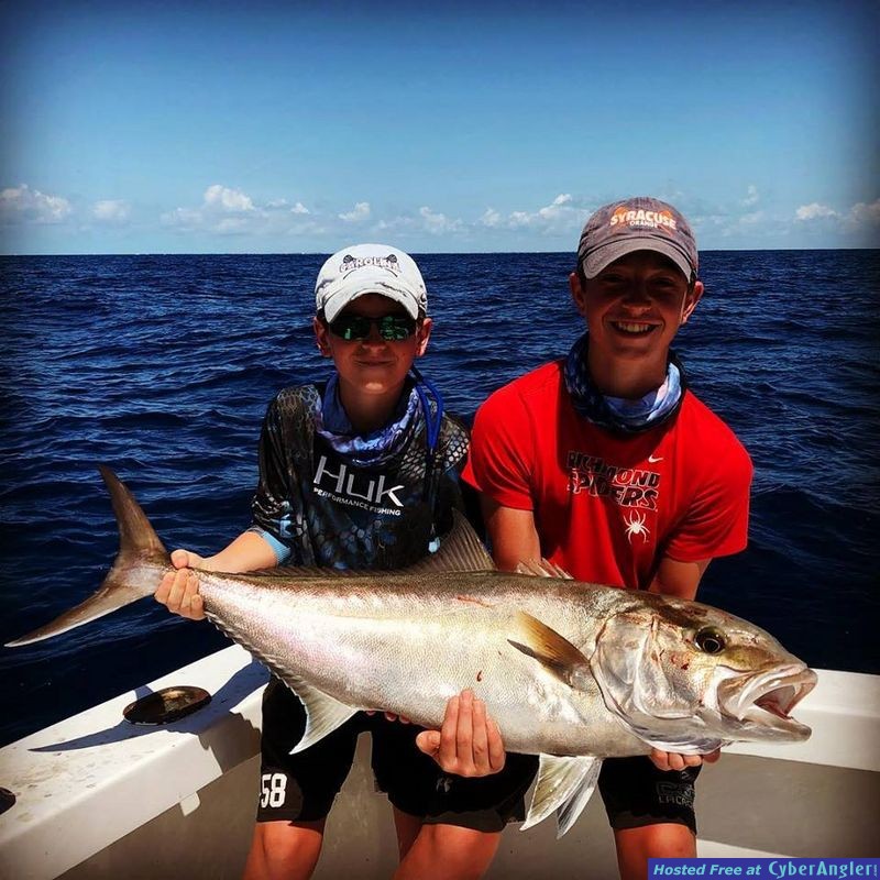 easy_does_it_Amberjack_family_fishing