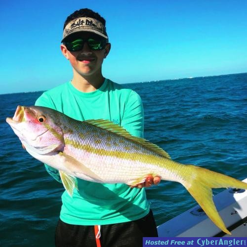 Ian_Salt_Life_big_florida_keys_yellowtail_snapper