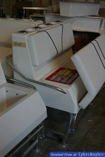 11-13-04_tackle_station