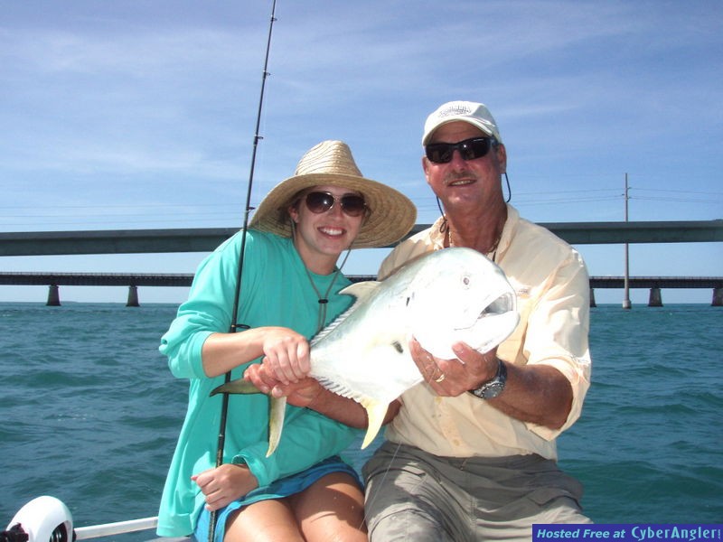 Courtney_and_her_12_pound_jack_crevalle