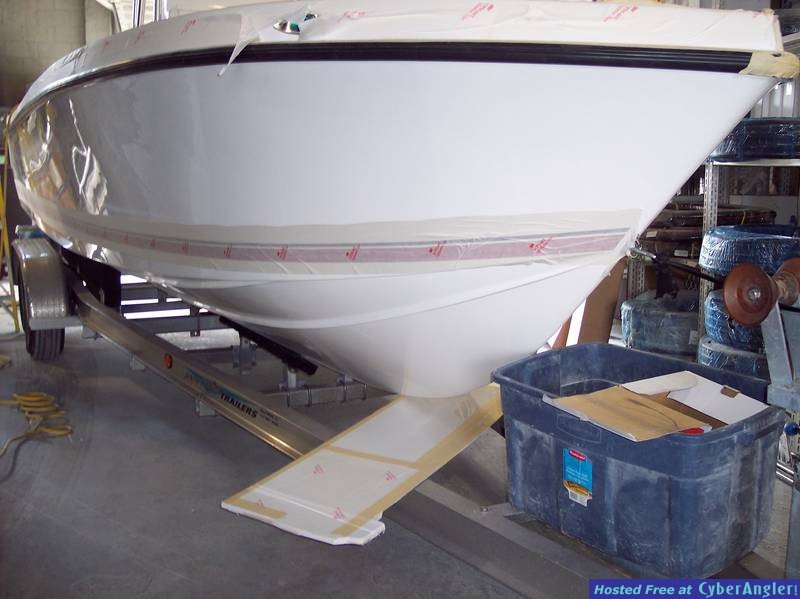 Starboard side Bow stripes